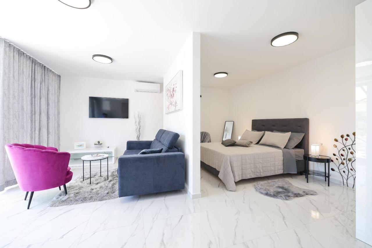 Studio Apartman Natale Zadar Buitenkant foto