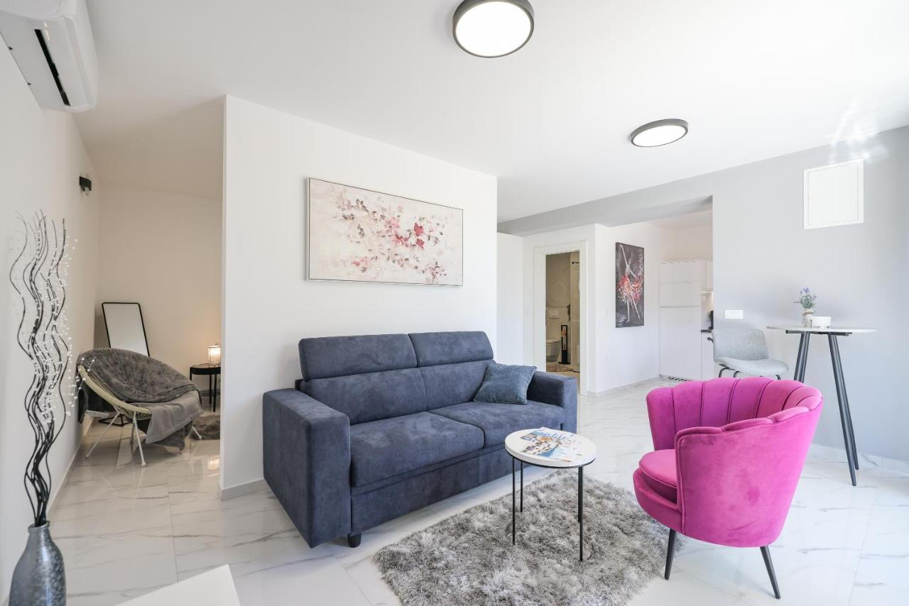 Studio Apartman Natale Zadar Buitenkant foto