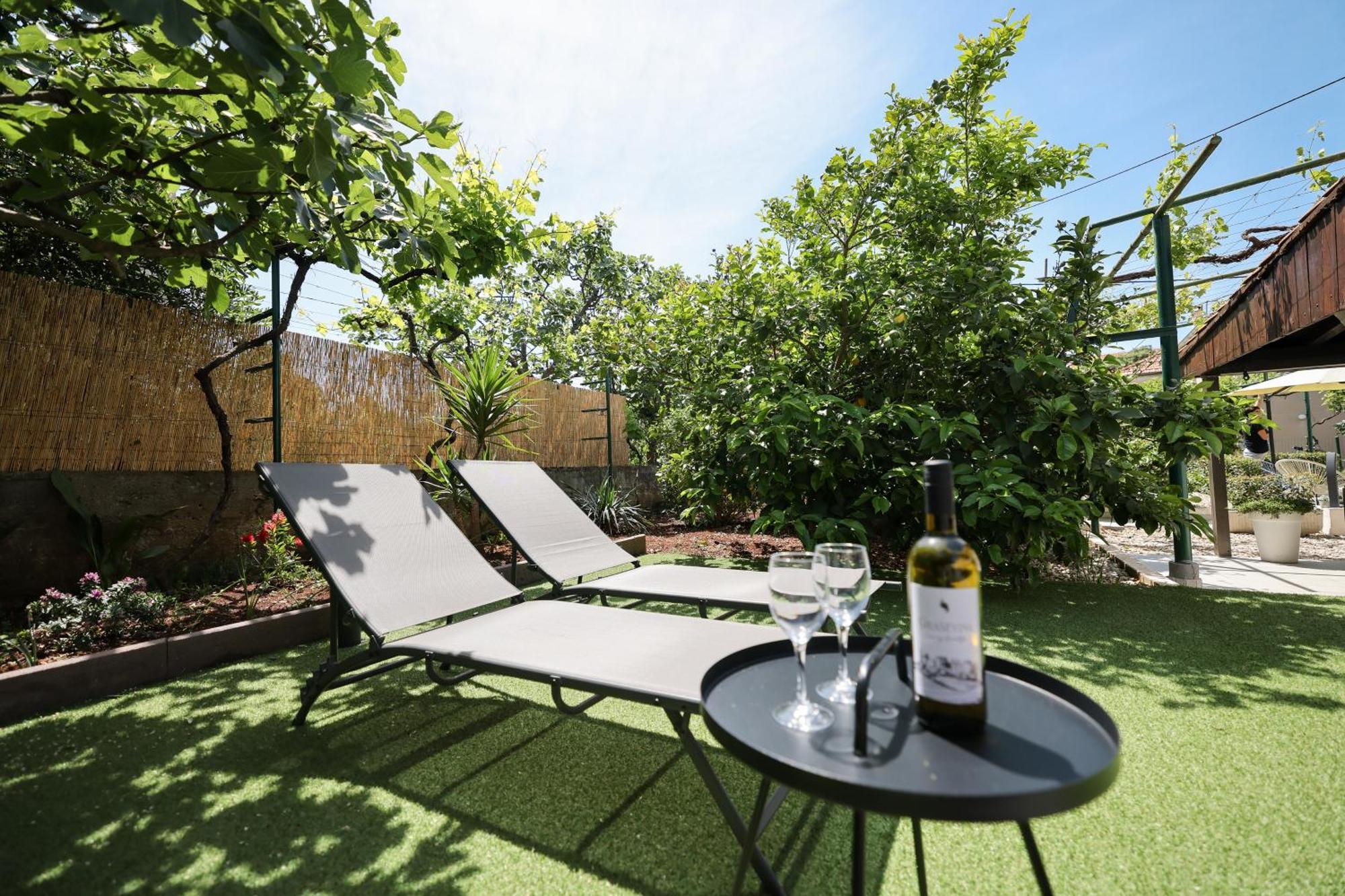 Studio Apartman Natale Zadar Buitenkant foto